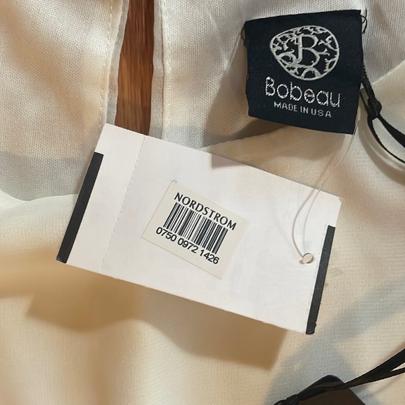 🆕 Bobeau Ivory Cap Sleeve Cinched Waist Layered Hem Blouse Size Small - Picture 8 of 11